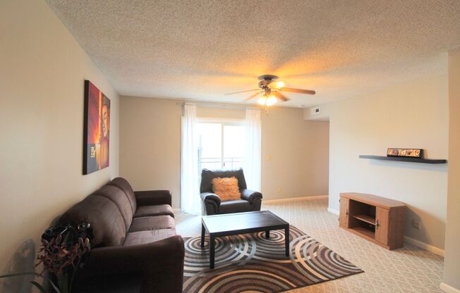 2 beds, 2 baths, $750