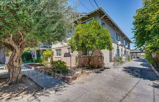 1121 GARFIELD AVE