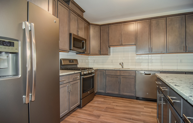 1 bed, 1 bath, 762 sqft, $2,395, Unit Residence 413