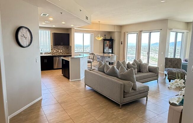 2 beds, 2.5 baths, $2,750, Unit Unit 1311