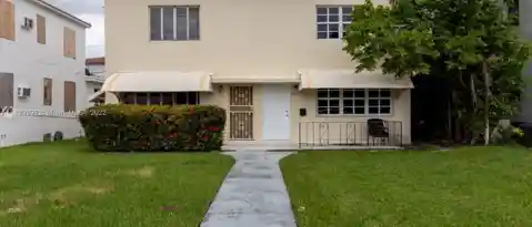 733 85 ST