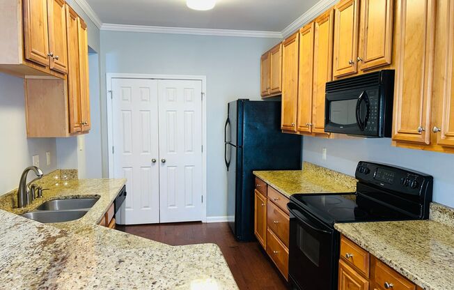 2 beds, 2.5 baths, $1,650