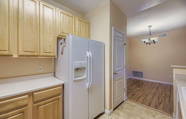 Bright and open three bedroom two full bath condo in excellent location with a community pool! Move in Ready!
