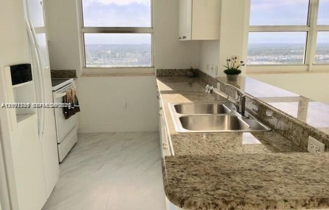 2 beds, 2 baths, $3,600, Unit # 2413