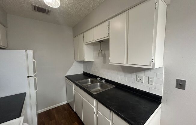 1 bed, 1 bath, 675 sqft, $795, Unit 218