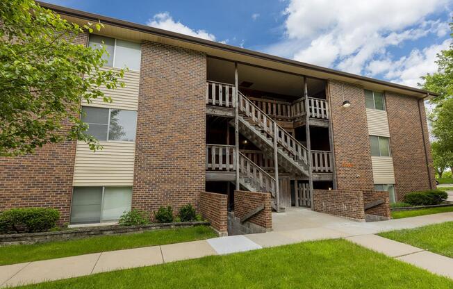 1701 BURNHAM