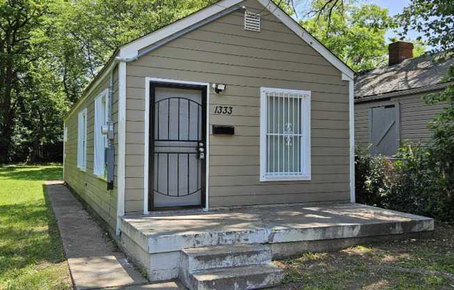 1333 S 22 ST