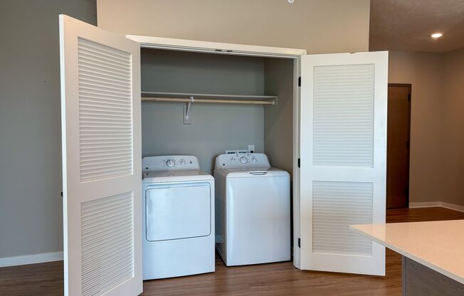 2 beds, 2 baths, 1,464 sqft, $2,279, Unit 316