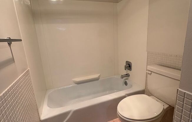 1 bed, 1 bath, 679 sqft, $1,349, Unit 304