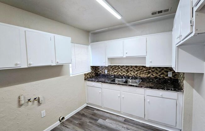 2 beds, 1 bath, $1,800