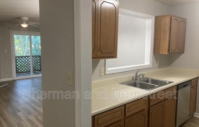 214 CMNS DR