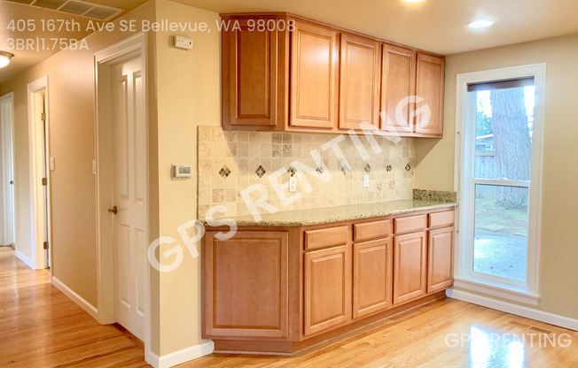 405 167 AVE SE