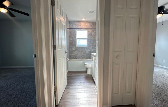 Spacious 4-Bedroom Saint Cloud Single-Family Home with Lawn Care Included + One Month Free