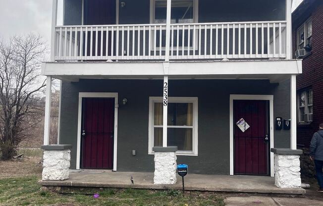 2538 Woodland Ave 1B