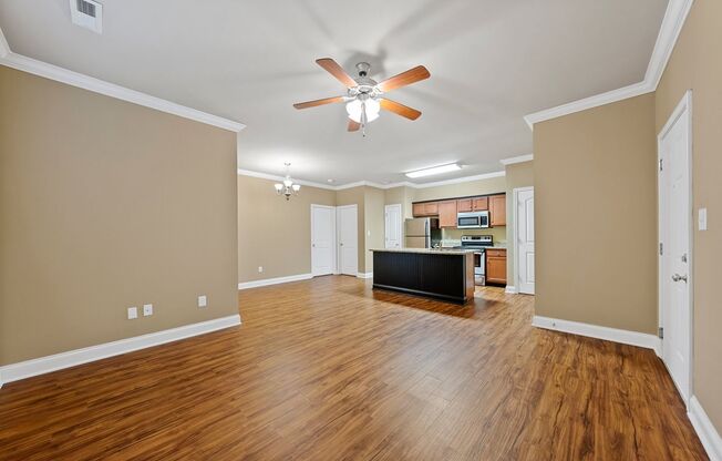 1 bed, 1 bath, 765 sqft, $795, Unit 14