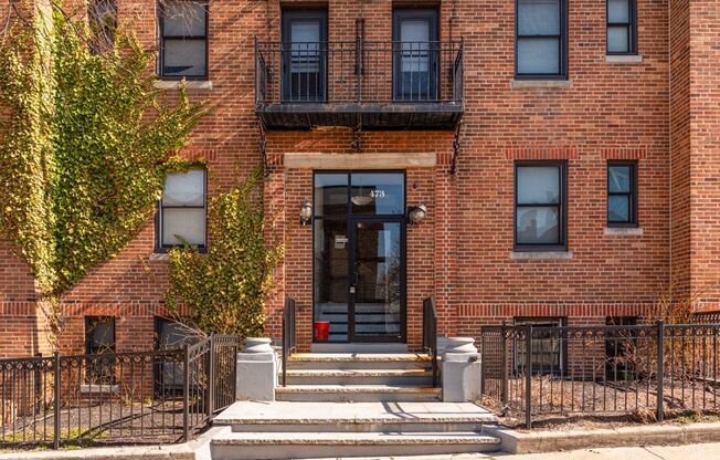 4-7 Sherborn Court 463-475 Broadway