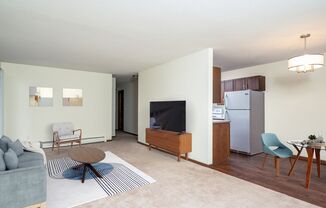 5220 Interlachen Blvd