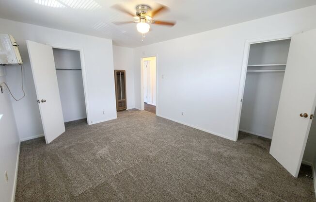 2 beds, 1 bath, 800 sqft, $1,050