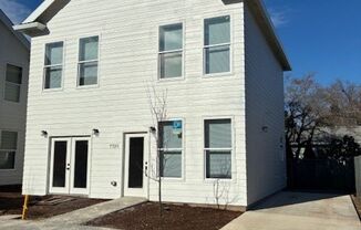 *** 3 Bedroom New Build In SE ! ONE MONTH FREE !!!!
