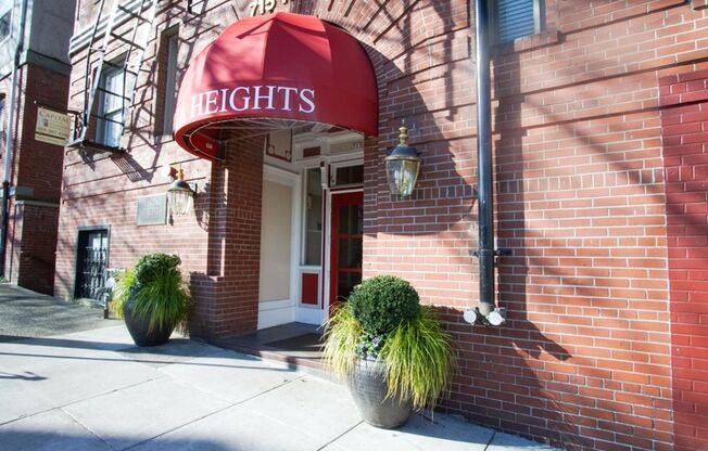Studio, 1 bath, $995, Unit 56