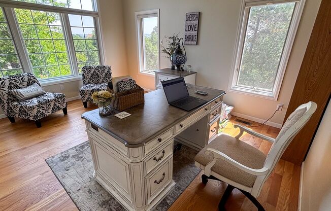 5 Bed 4 Bath in Woodmen Oaks neighborhood!!