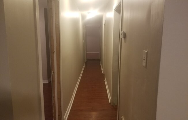 323 W 51 ST
