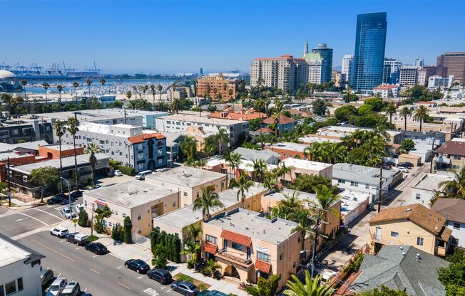 Studio, 1 bath, 320 sqft, $1,595, Unit 07