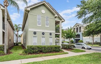 4002 ROCLINATA PALM CT