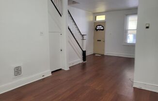 Gorgeous 3-Bedroom Townhome in Carroll Park! Available mid-November!