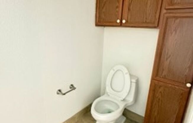 3 beds, 2 baths, $1,500, Unit UNIT 1179