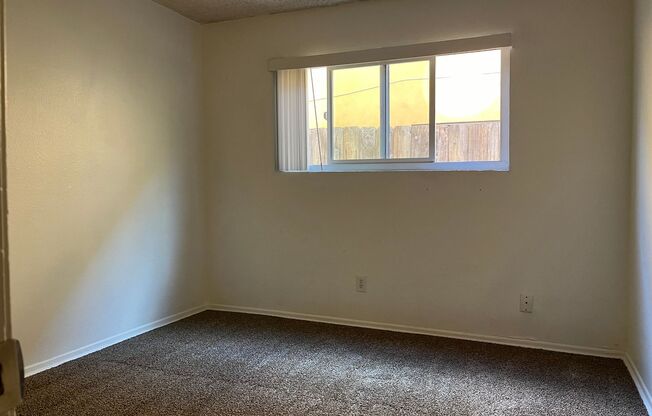 2 beds, 1 bath, $1,995, Unit 07