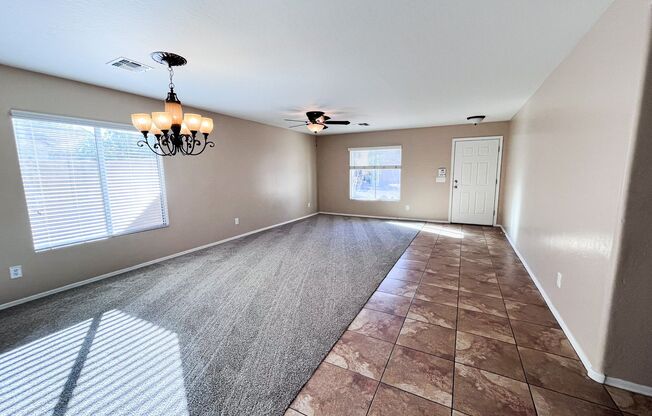 Massive 5 Bedroom Single Family Home in San Tan Valley!