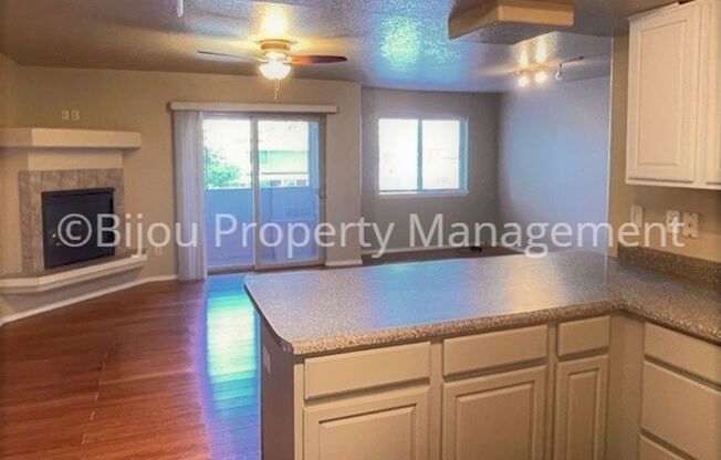 6735 Delmonico Dr