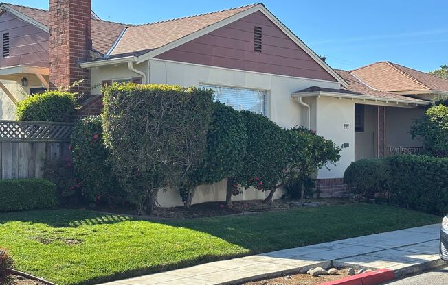 G1 | 170-172 12th Avenue*