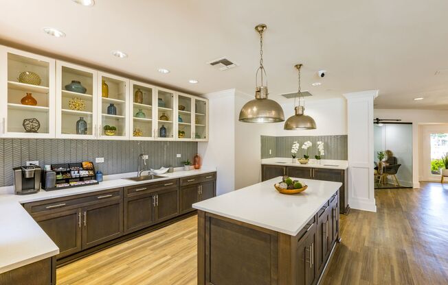 1 bed, 1 bath, 455 sqft, $1,750, Unit A-102