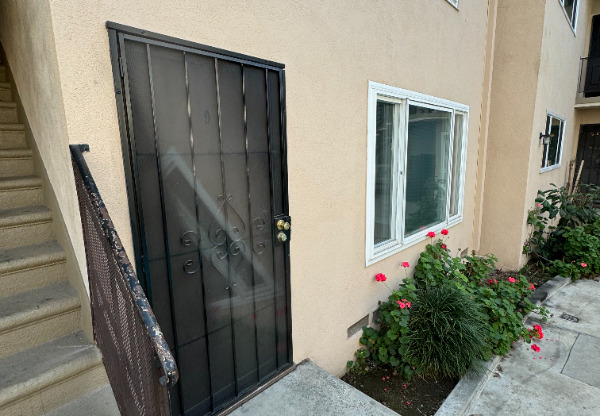 3232 W 99 ST