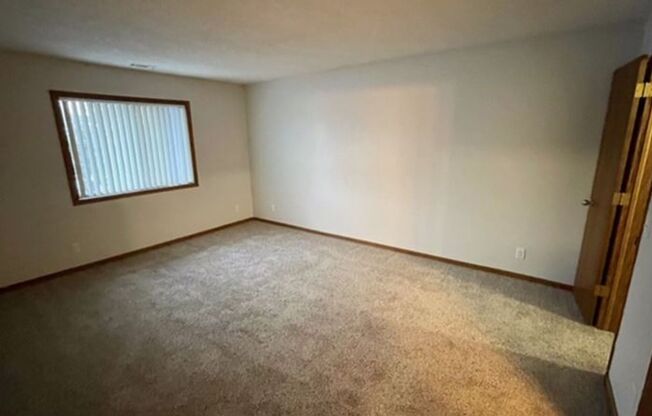 2 beds, 2 baths, 868 sqft, $1,075, Unit WIL-067