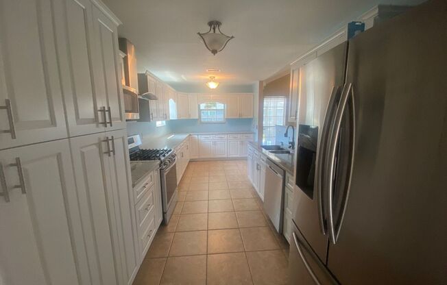 Prime Location with Modern Amenities! *1/2 Off Security Deposit & $500 Off 1st Month's Rent for Active-Duty Military!!*