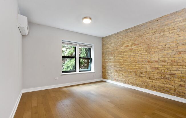 1 bed, 1 bath, 451 sqft, $1,875, Unit 215
