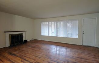 2 beds, 1.5 baths, $2,595