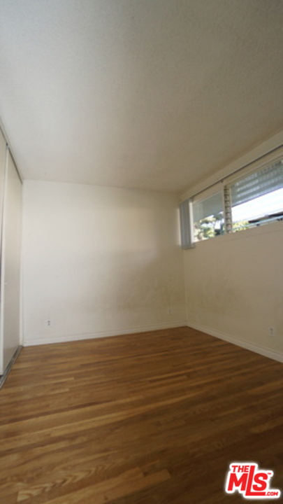 11133 Rose Ave Apt 11