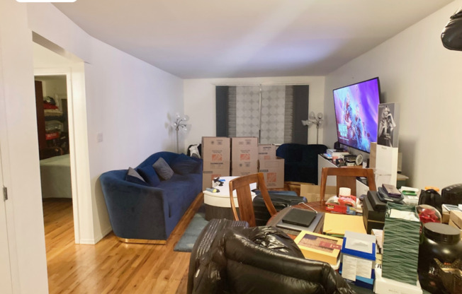 1 bed, 1 bath, $1,950, Unit 3C