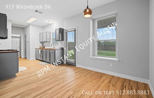 919 WASHBURN DR