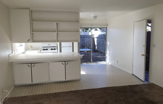 1 bed, 1 bath, $2,475, Unit B