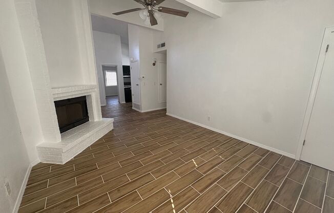 EASTSIDE DUPLEX FOR RENT