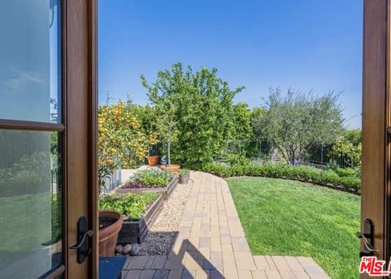 3110 BENEDICT CYN DR