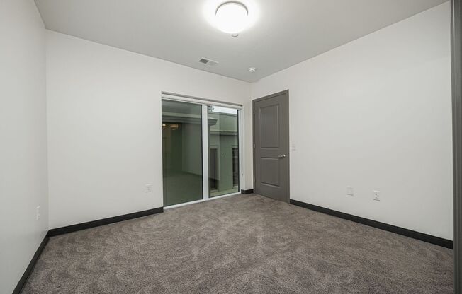 2 beds, 2 baths, 982 sqft, $1,700, Unit 804