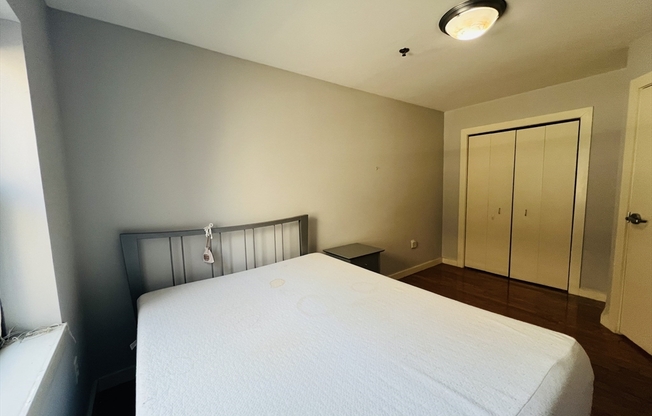 2 beds, 2 baths, 826 sqft, $4,000, Unit 3A