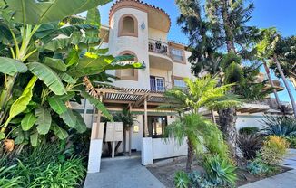 Now Leasing: Unit 203 at 1145 Roswell Ave, Long Beach, CA