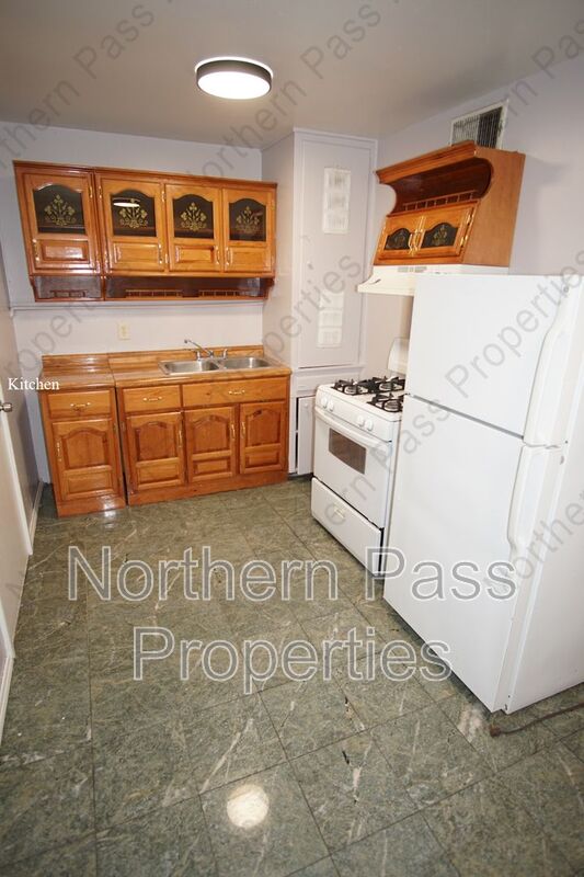 1421 SAINT JOHNS DR